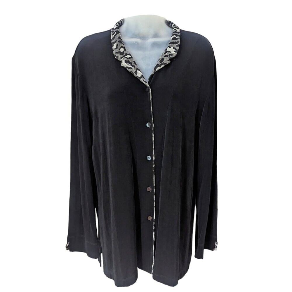 Chico's Travelers Button Down Blouse Leopard Print Collar Size 3 / US XL Slinky